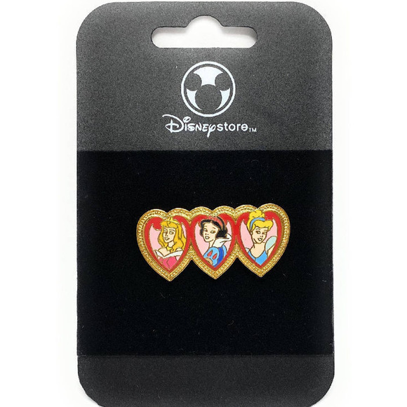 Disney Store Exclusive Aurora Cinderella Snow White Heart Pin 2008 Princess MIP - Picture 4 of 4